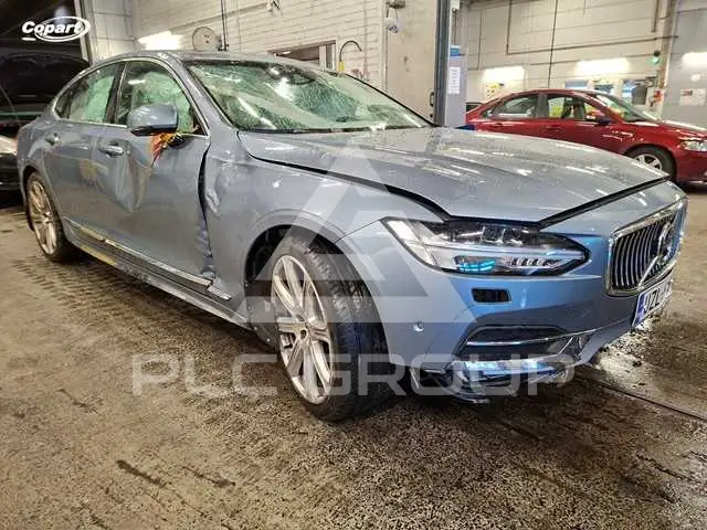 2016 Volvo S90