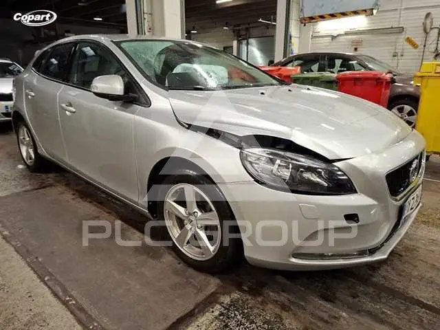 2016 Volvo V40