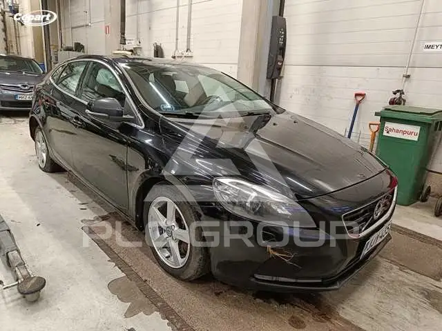 2016 Volvo V40