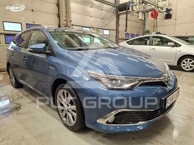 2017 Toyota AURIS