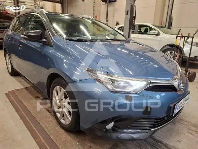 2017 Toyota AURIS