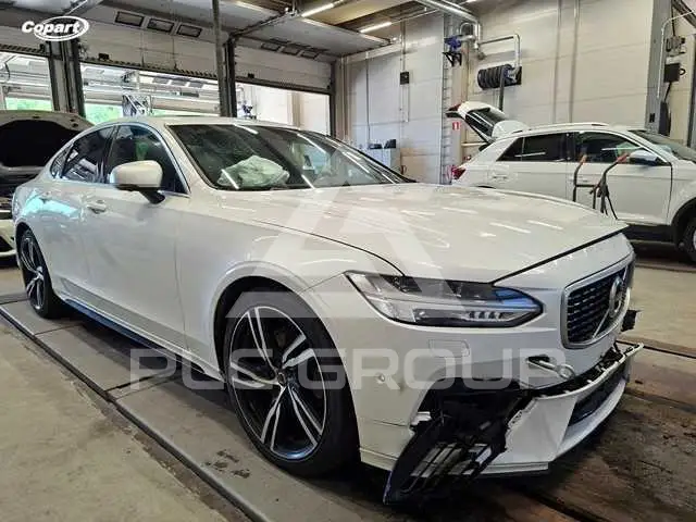 2018 Volvo S90