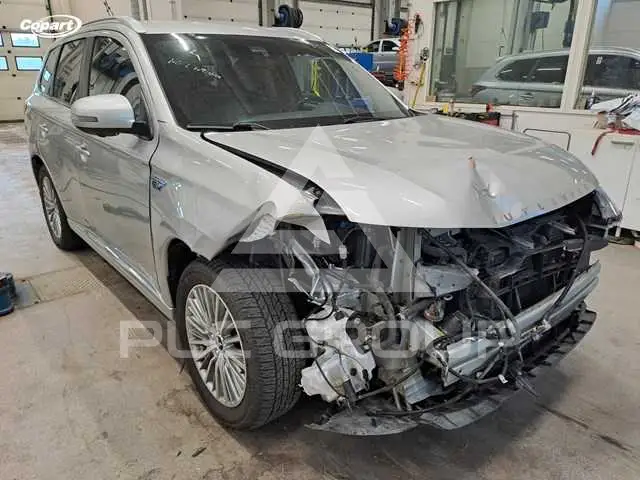 2021 Mitsubishi OUTLANDER