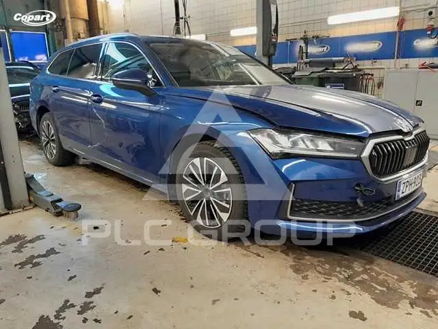 2025 Skoda Superb