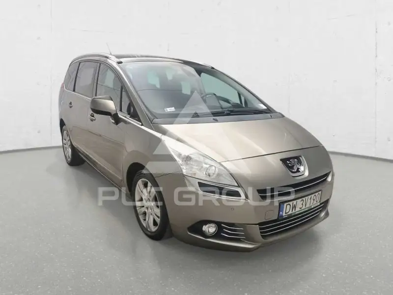 2012 Peugeot 5008