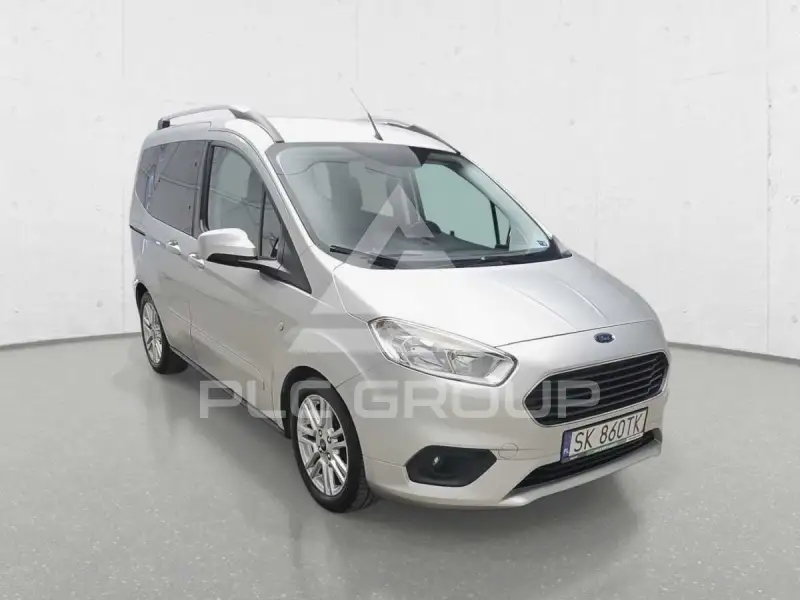 2020 Ford Tourneo