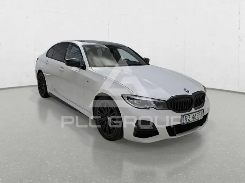 2021 BMW 318