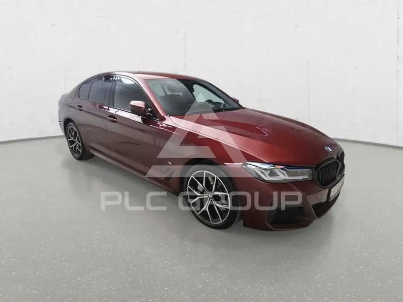 2021 BMW 530