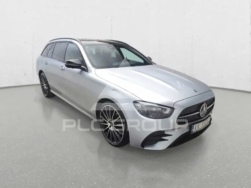 2021 Mercedes Benz E 220