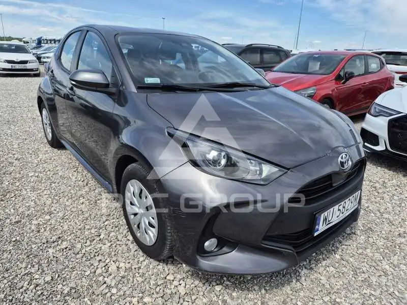 2021 Toyota YARIS