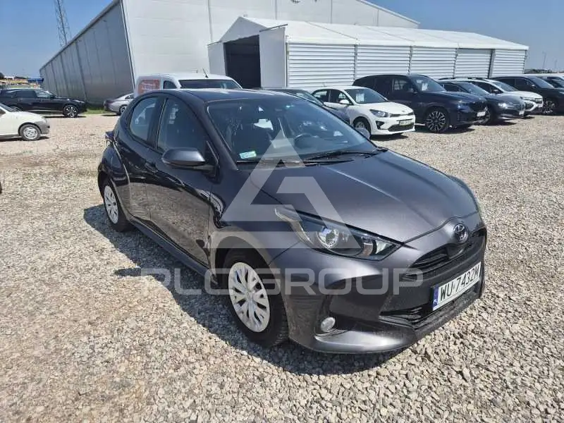 2021 Toyota YARIS