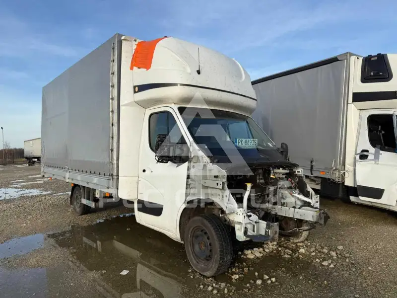 2021 Renault Master