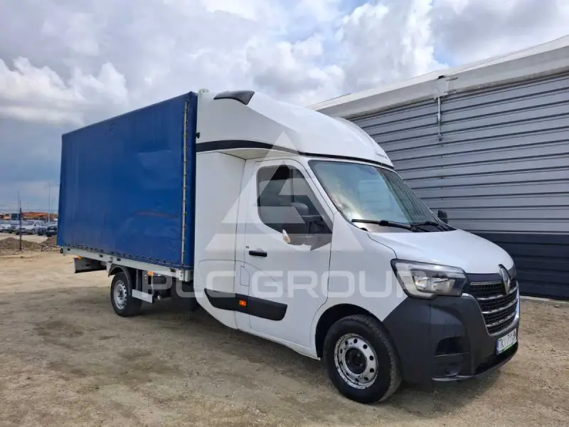 2021 Renault Master