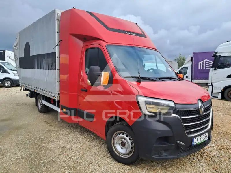 2021 Renault Master