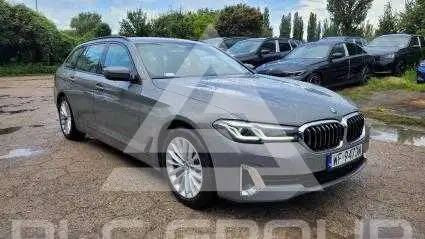2022 BMW 530
