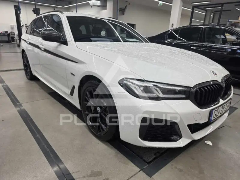2022 BMW 530
