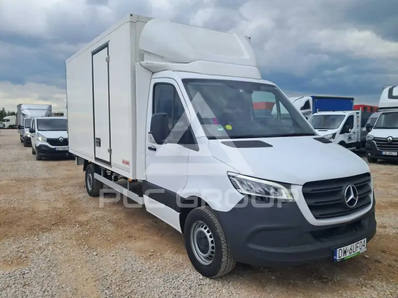 2022 Mercedes Benz Sprinter