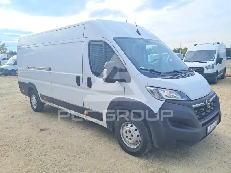 2022 Opel Movano