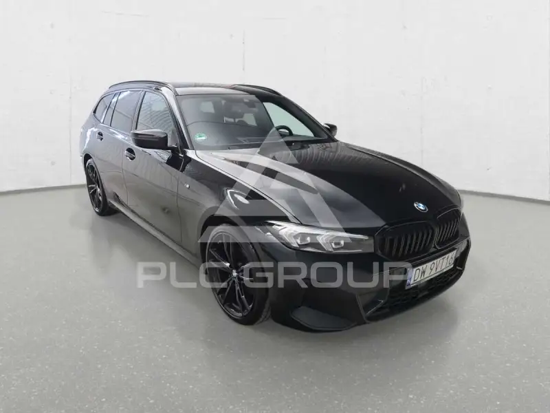 2023 BMW 320