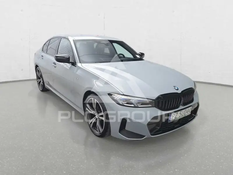 2023 BMW 320