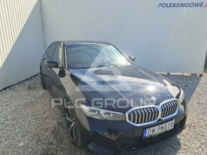 2023 BMW 320