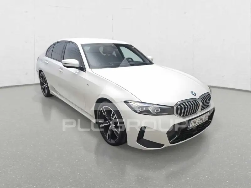 2023 BMW 320