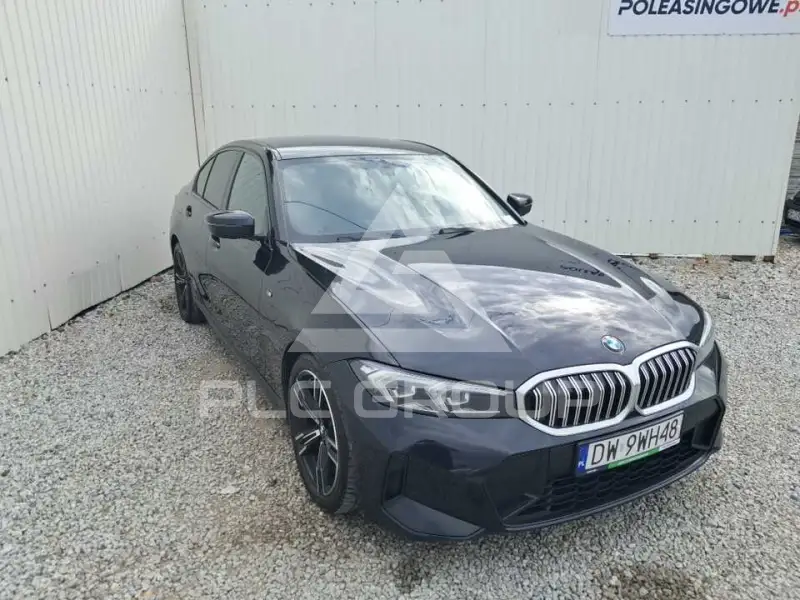 2023 BMW 320
