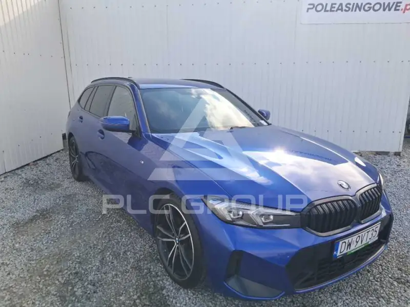 2023 BMW 320
