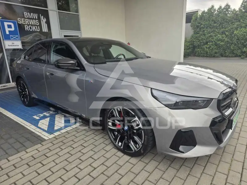 2023 BMW I5