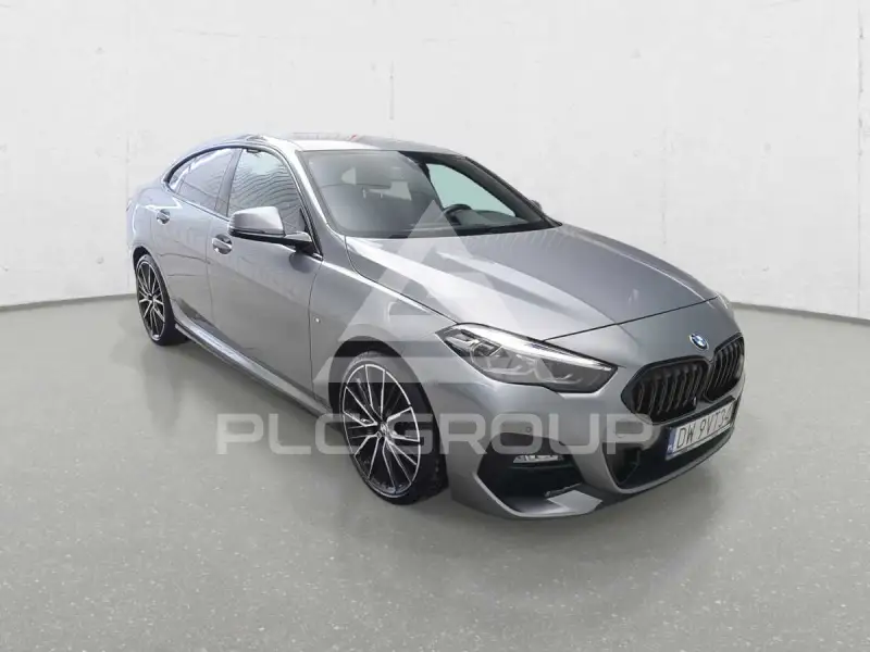 2023 BMW 218