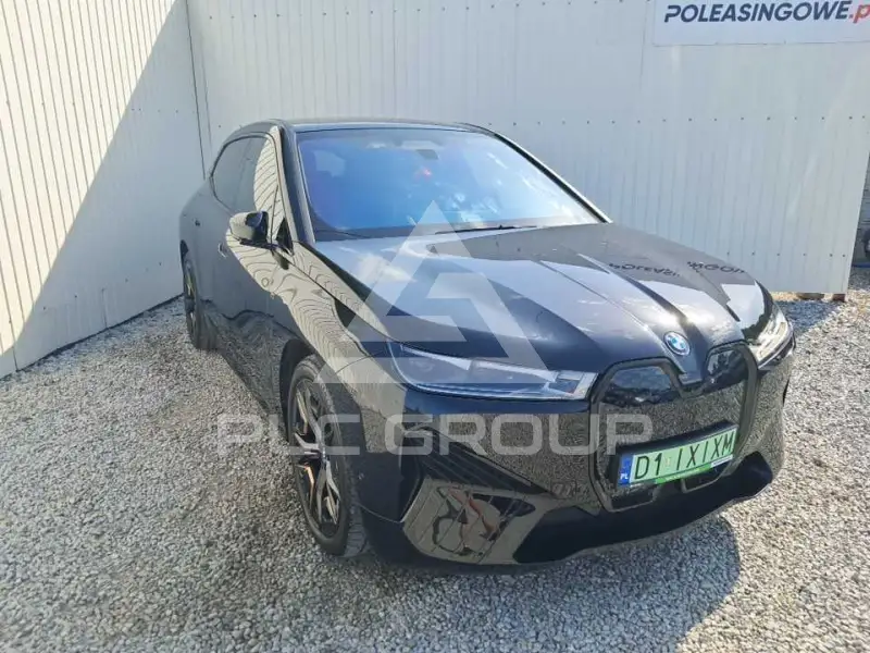 2023 BMW iX