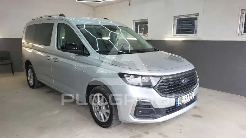 2023 Ford Tourneo