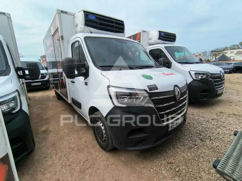 2023 Renault Master