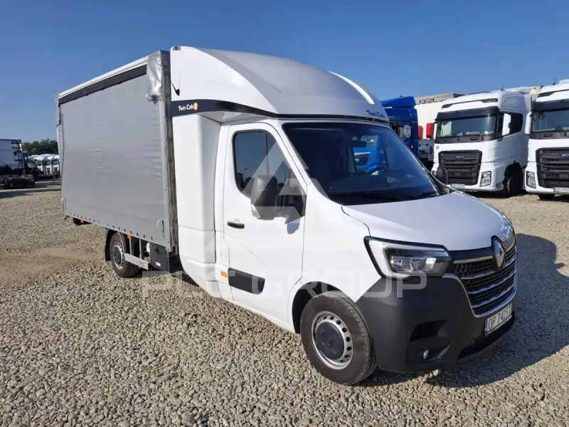 2023 Renault Master