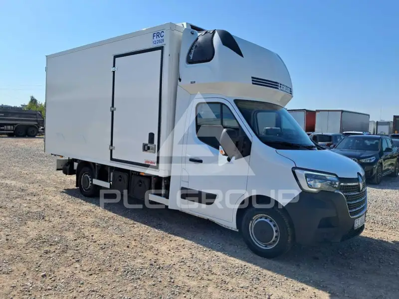 2023 Renault Master