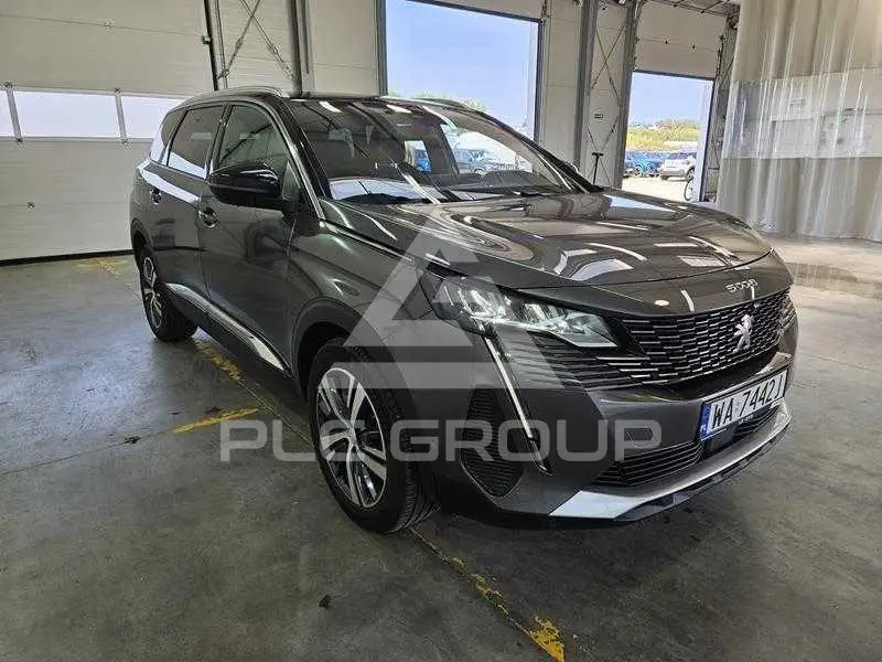 2024 Peugeot 5008