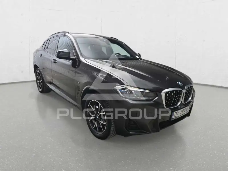 2025 BMW X4