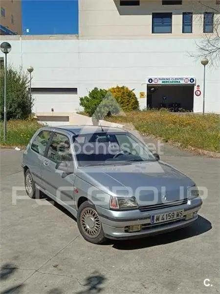 1991 Renault Clio