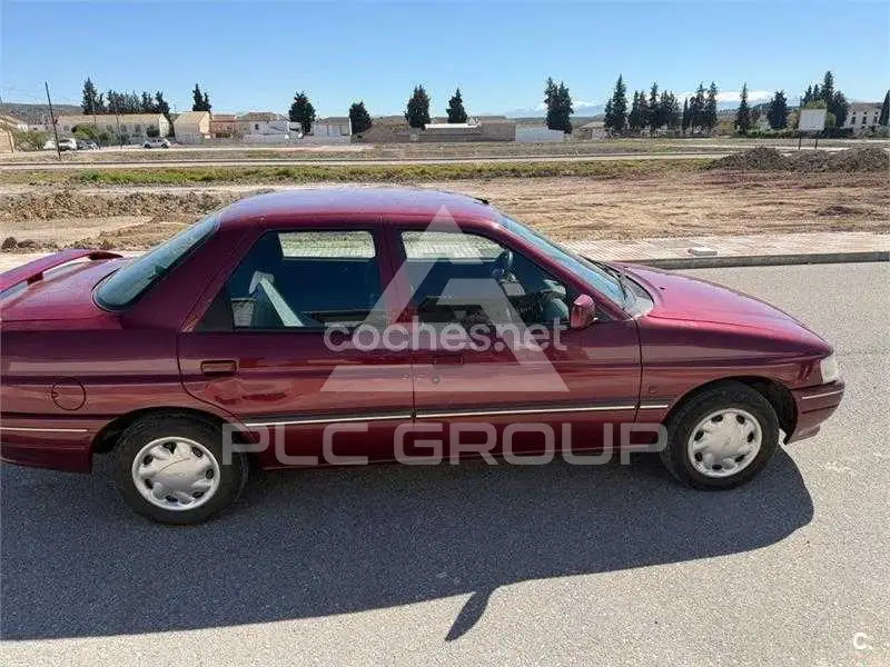 1992 Ford ESCORT