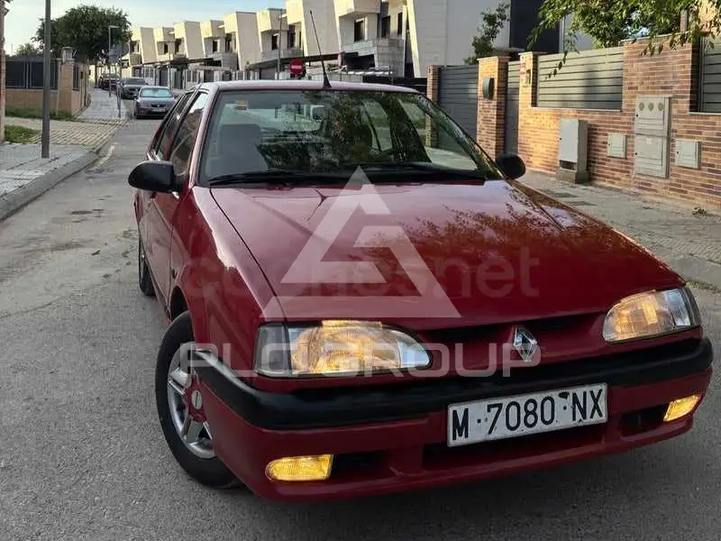 1992 Renault R19