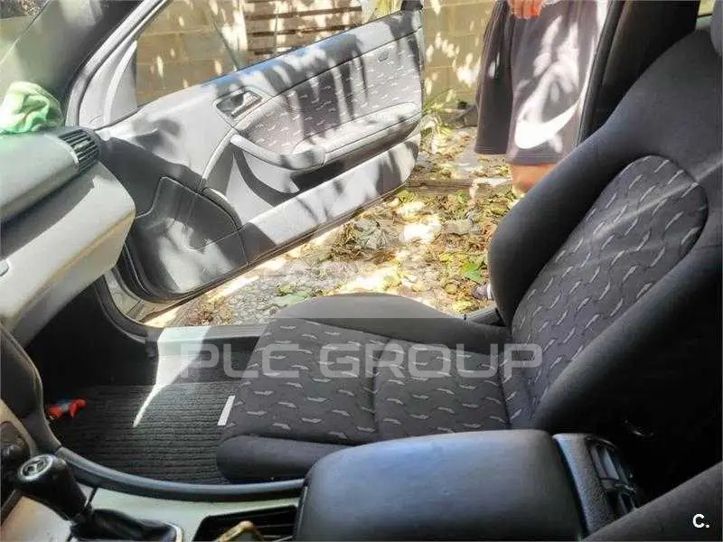 1993 Mercedes Benz 200