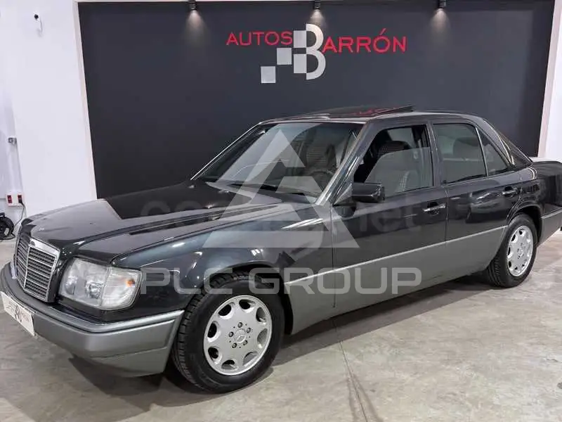 1993 Mercedes Benz E-Class