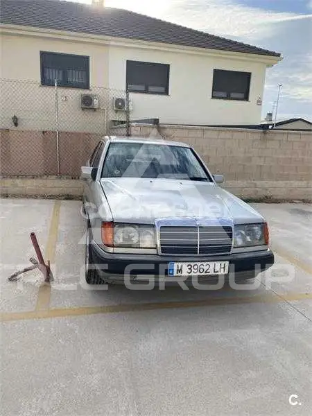 1993 Mercedes Benz E-Class