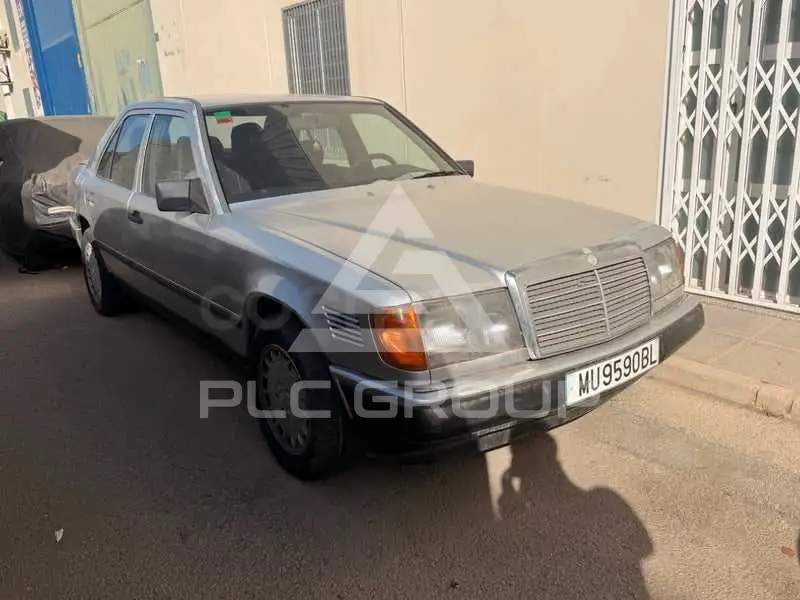 1993 Mercedes Benz E-Class