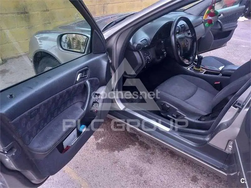 1993 Mercedes Benz 220