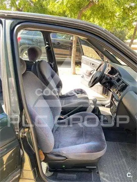 1993 Ford ESCORT