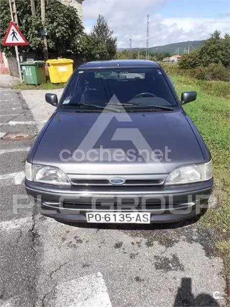 1993 Ford ESCORT