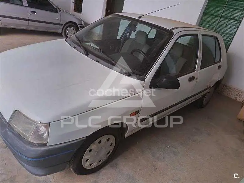 1994 Renault Clio