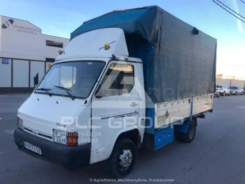 1995 Nissan Trade