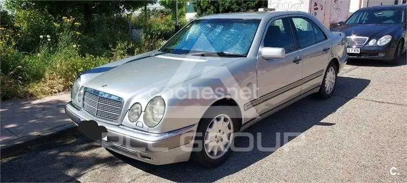 1995 Mercedes Benz E-Class